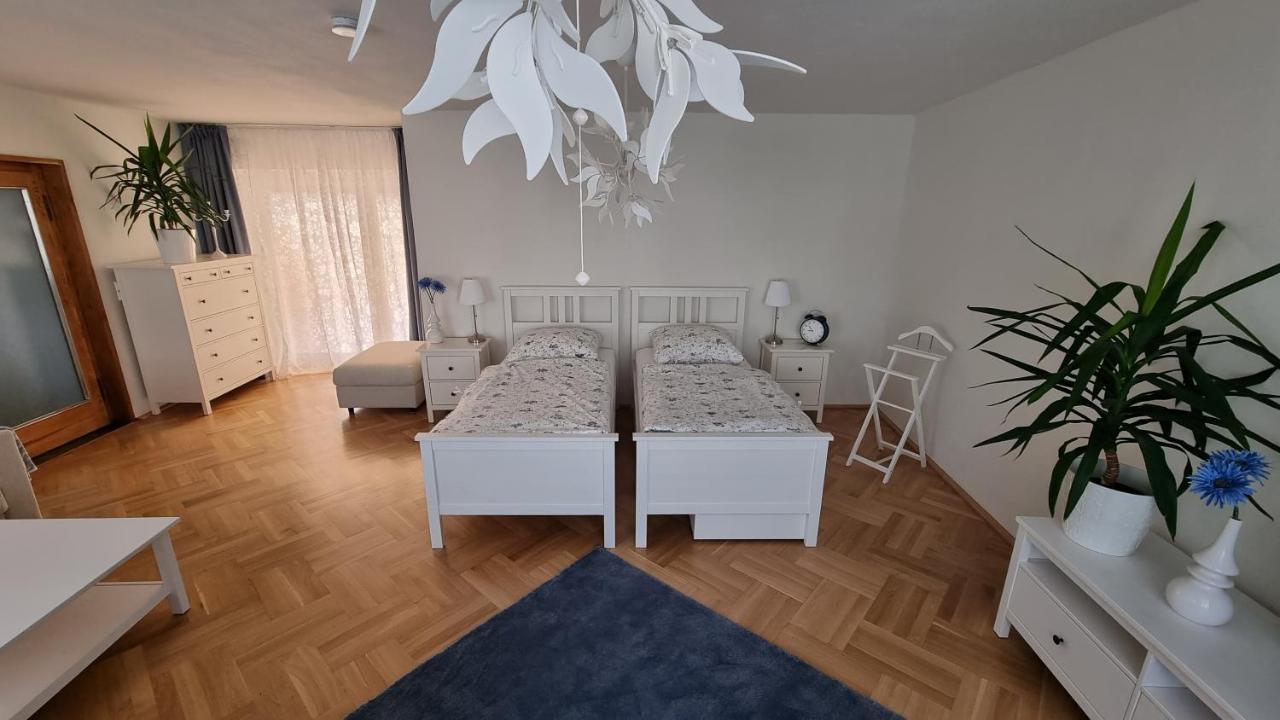 Ferienwohnung Kirsten Markranstaedt Ngoại thất bức ảnh